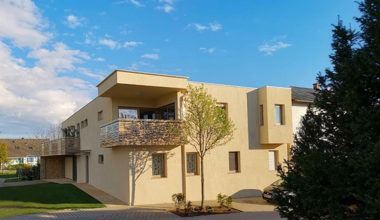 Pannonia Appartements Neusiedl am See Eksteriør billede